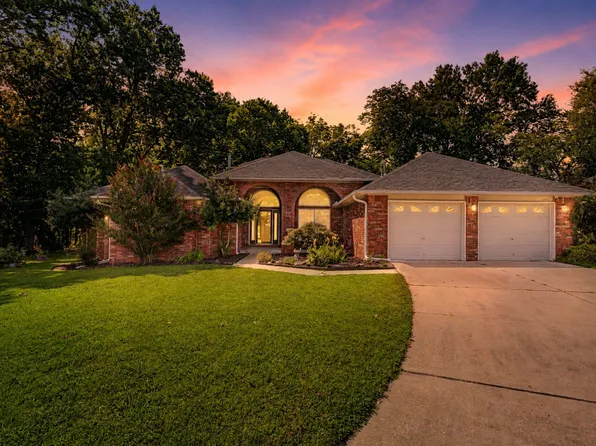 1208 Thurman St, Pryor, OK 74361