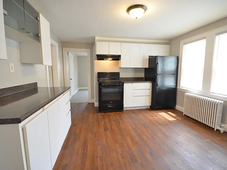 75 Beacon St #1 — Photo 6