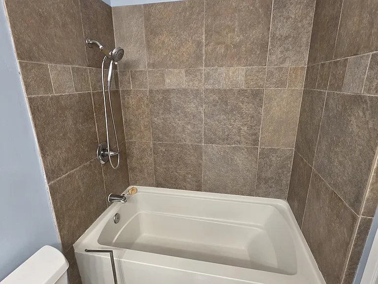 5080 Lambert Ln — Photo 16