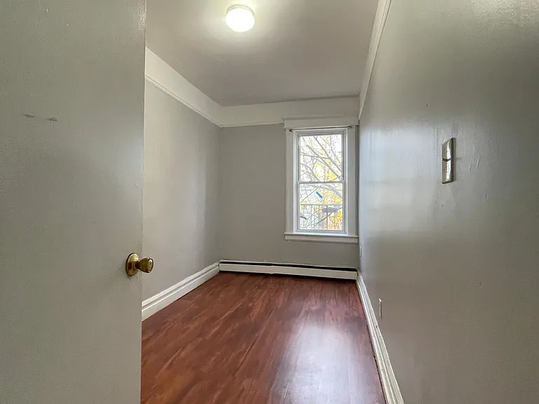 206 Bidwell Ave #3R — Photo 3