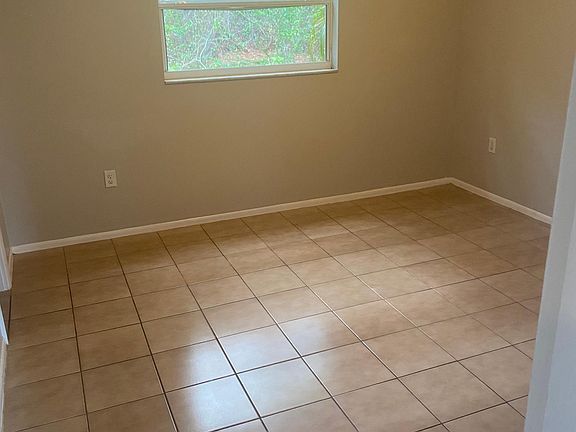 4th image of 2481 8th St #67