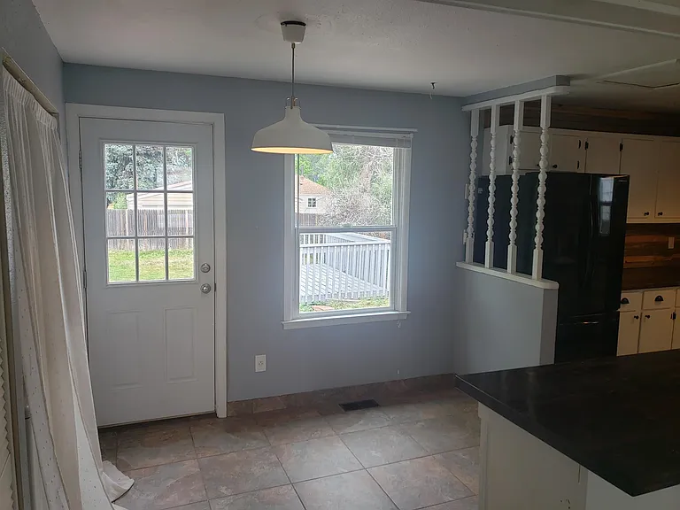 4355 S Fox St — Photo 34