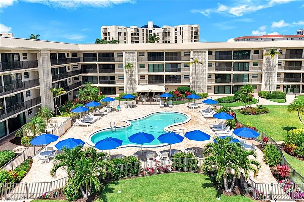 Building Photo - 3200 Gulf Shore Blvd N #112