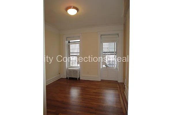 Rented by City Connections Realty | media 31