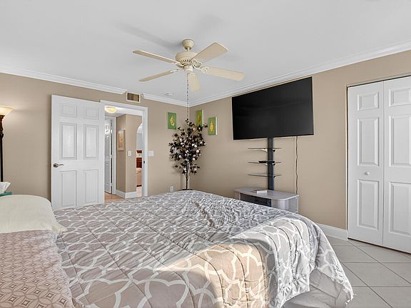 2nd image of 426 Pine Glen Ln #426A1