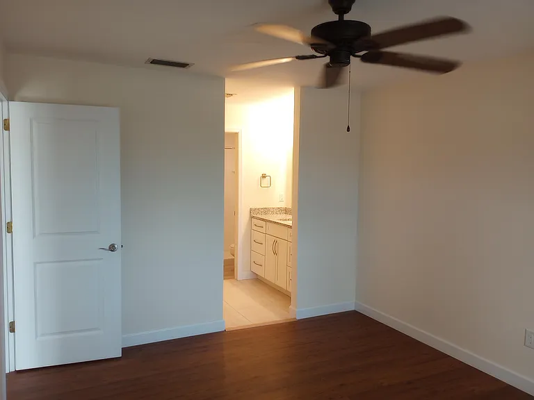 950 S Kanner Hwy #A21 — Photo 12