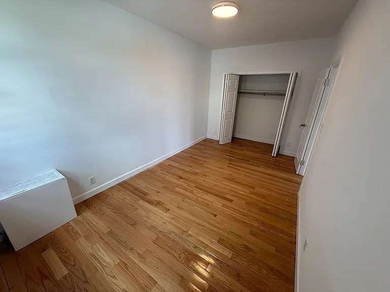 5318 72nd Pl #1R — Photo 9