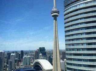 10 York St #5201, Toronto, ON M5J 0E1