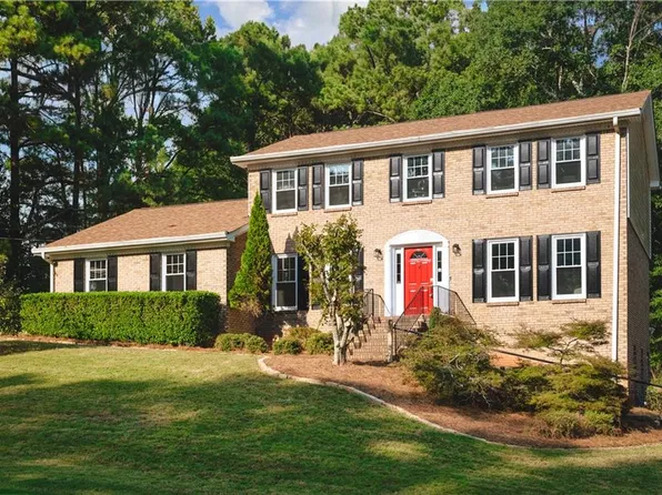 2196 Lunceford Ln SW, Lilburn, GA 30047