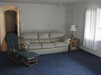 4th image of 305 Dalsland Way