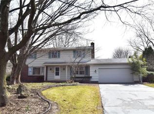 100 Crandon Way, Rochester, NY 14618