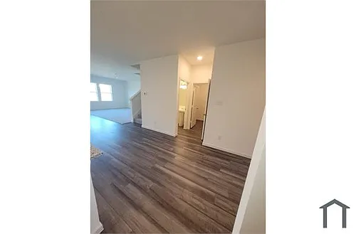 1849 McCree St Photo 1
