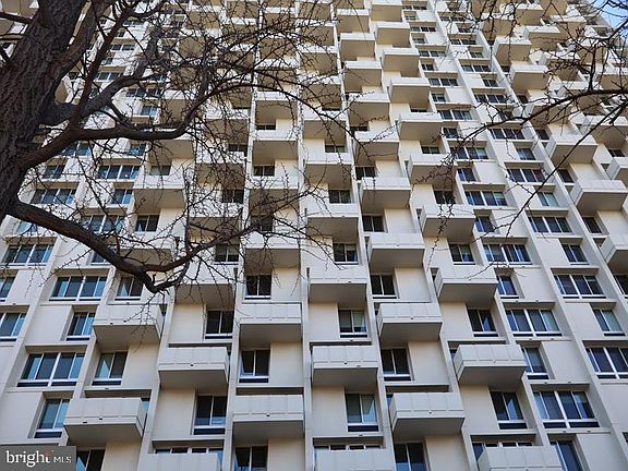 2nd image of 604 S Washington Sq APT 2411