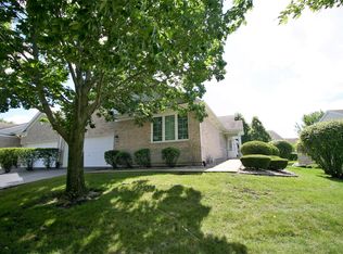 11545 Lake Shore Dr, Orland Park, IL 60467