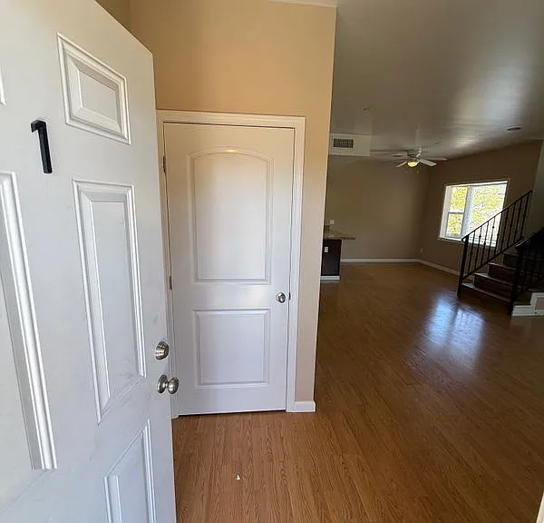 1769 Los Feliz Dr #1 — Photo 3
