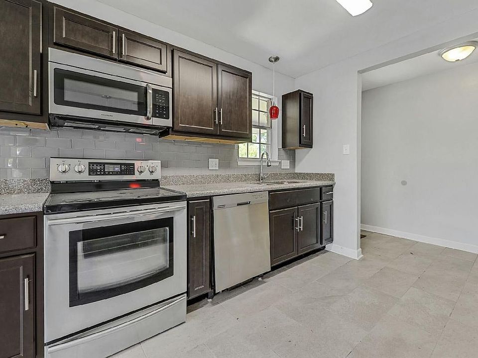 Kitchen all new.