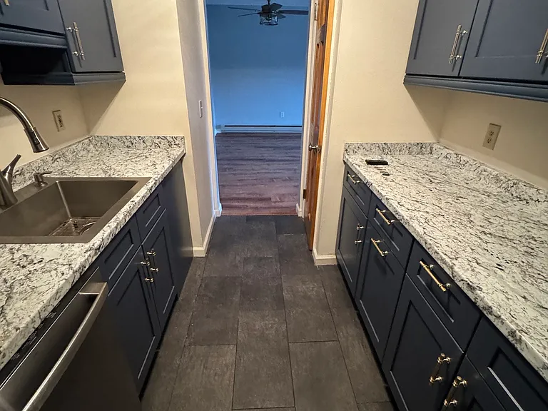 12 White Gate Rd #B-12B — Photo 1