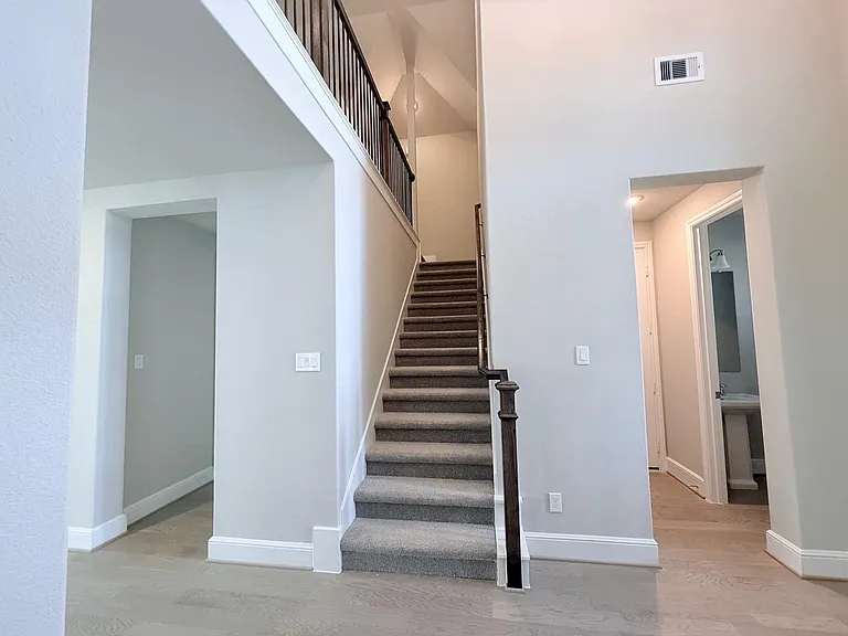4934 Dickens Landing Dr — Photo 4