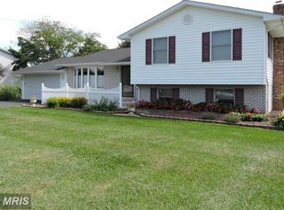 2802 Orchard Lakes Dr, Baldwin, MD 21013