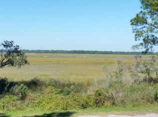 604 E Erie Ave, Folly Beach, SC 29439