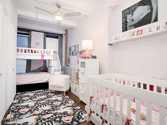 5th image of 130 W 26th St #2NDFLR
