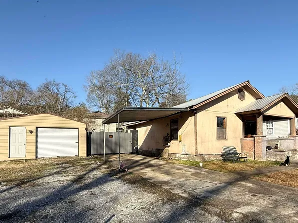 830 N 35th St, Gadsden, AL 35904