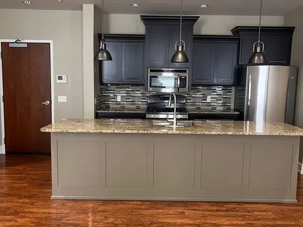 822 Garrison, 822 Garrison Ave #202, Fort Smith, AR 72901