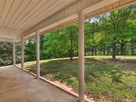 4th image of 3982 Pool Rd