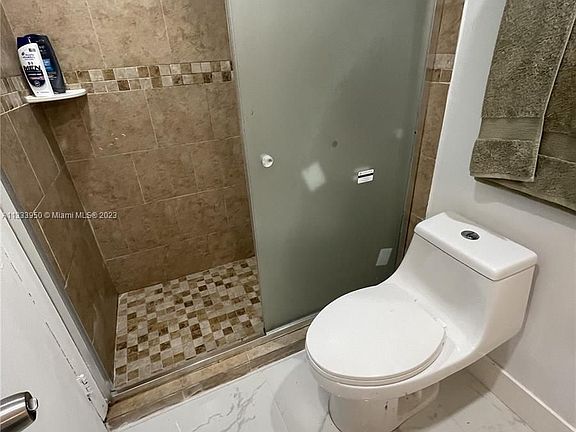 2nd image of 9440 Fontainebleau Blvd APT 403