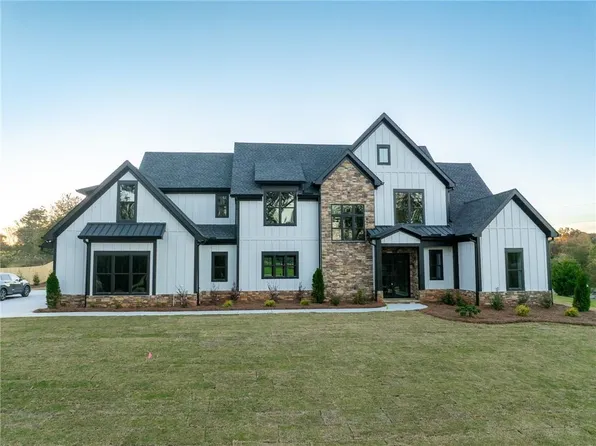 2275 Dr Bramblett Rd, Cumming, GA 30028