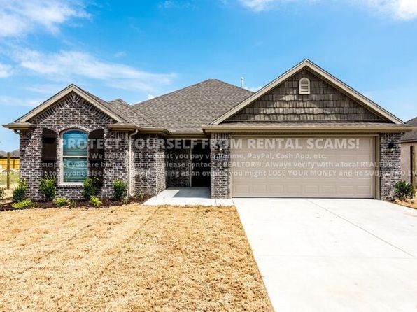 4476 W Anthem Dr