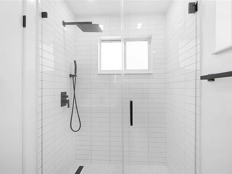 1116 N 31st Ave — Photo 13