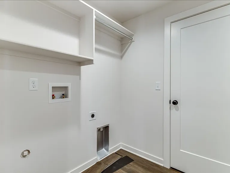 3440 E Thunder St — Photo 23