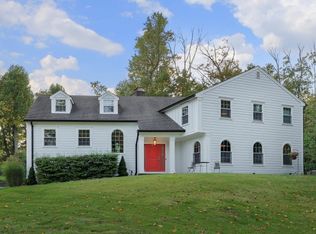 15 Roberts Rd, Warren, NJ 07059