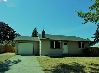 515 SW Juniper St, Junction City, OR