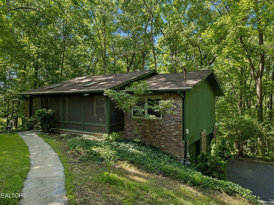 1st image of 107 Neville Ln