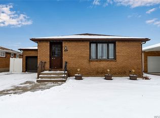 69 Jane Ln, Depew, NY 14043