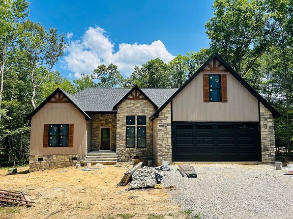 150 Adler Ln