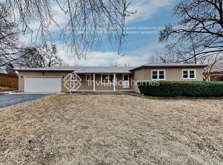 2N075 Linda Ln, Carol Stream, IL