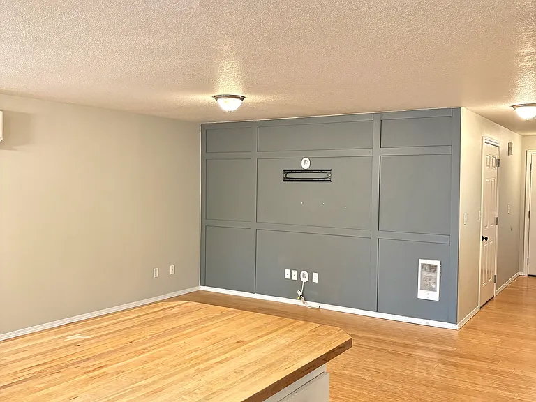 466 Corinne Dr — Photo 12