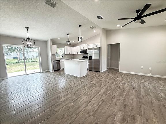 5th image of 5687 NW 57th St