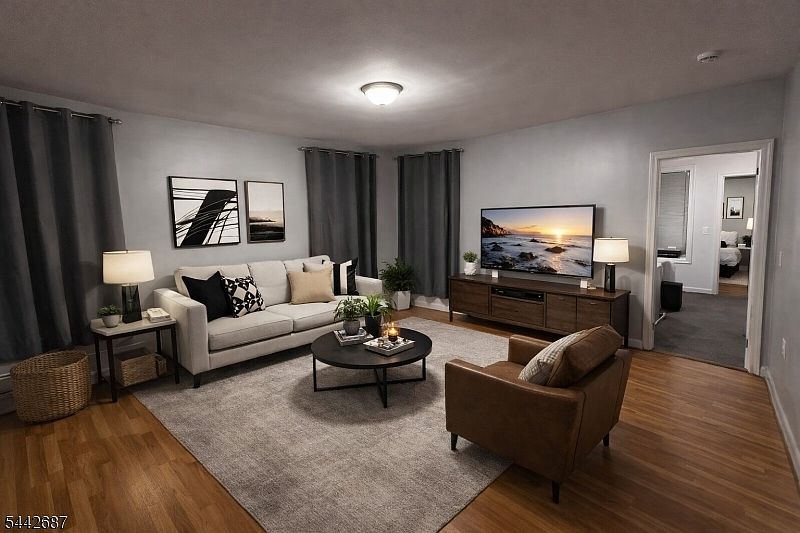 1st image of 266 Littleton Ave