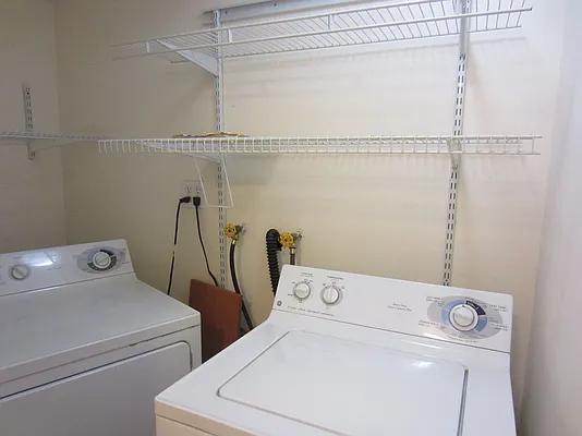 Rented by Link NY Realty | media 5