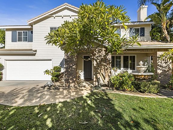 2nd image of 325 Villafranca St