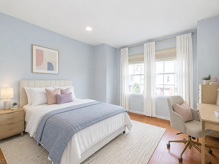 24 Angela Way — Photo 7