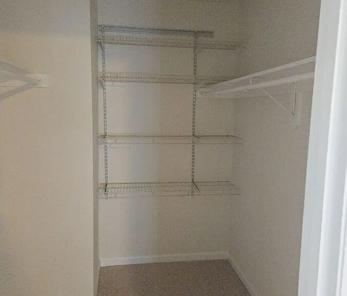 7332 Bassett Hall Ct — Photo 10