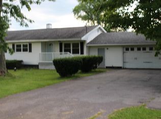 65 Lower Lepper Rd, Fort Johnson, NY 12070