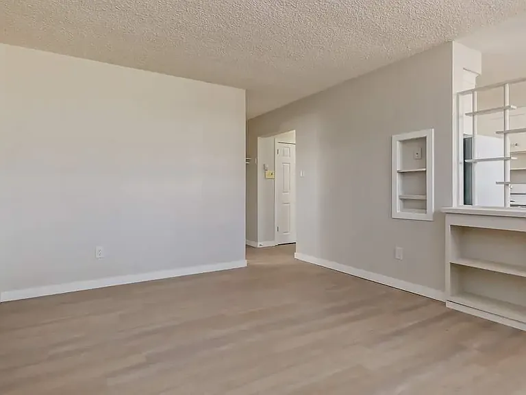 8115 123rd Ave NW #9 — Photo 9
