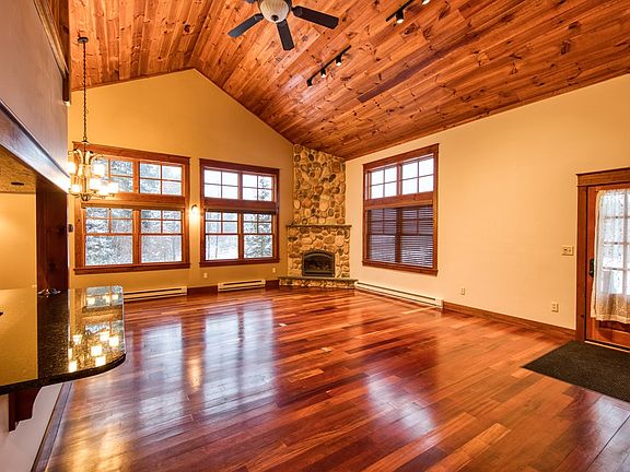 5th image of 21 Barkeater Way Unit 4