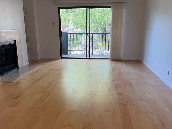 2nd image of 625 Lytton Ave #1